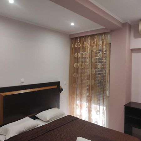 Hotel Louiza Paralía المظهر الخارجي الصورة