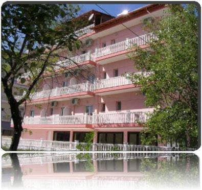 Hotel Louiza Paralía المظهر الخارجي الصورة