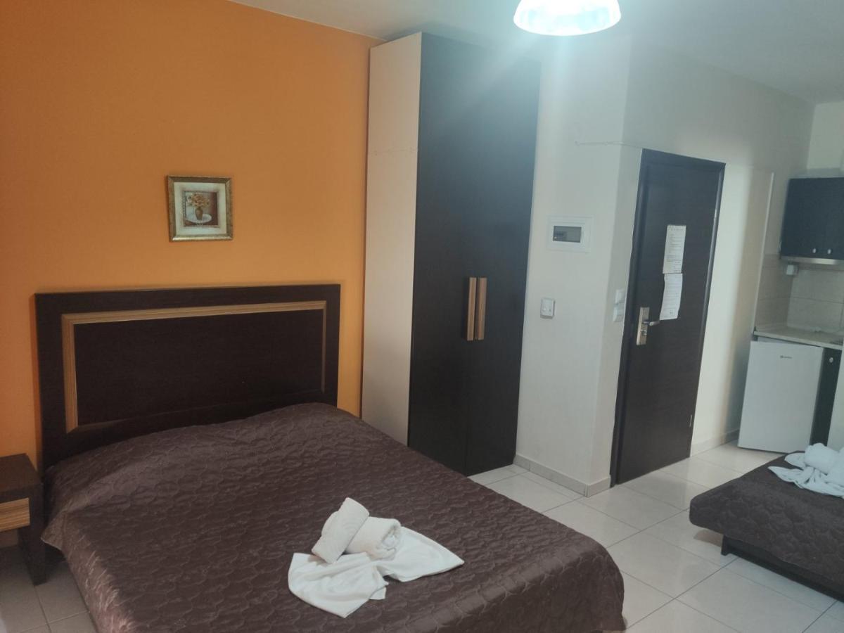 Hotel Louiza Paralía المظهر الخارجي الصورة